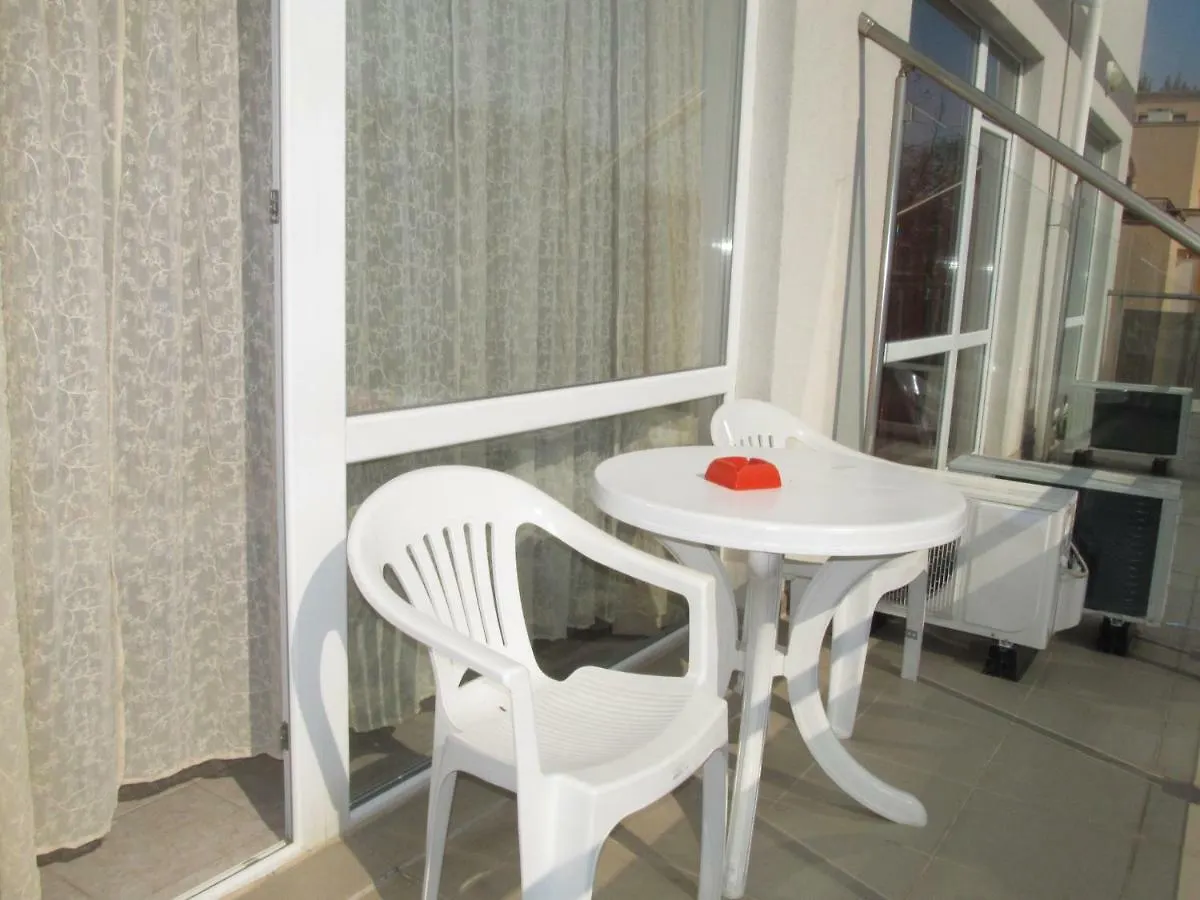 Aparthotel Cote D'Azure Солнечный берег