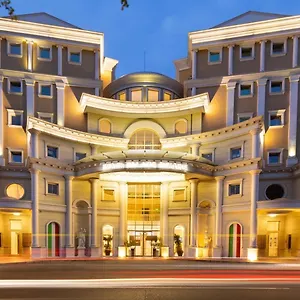 Отель Rome Palace Deluxe
